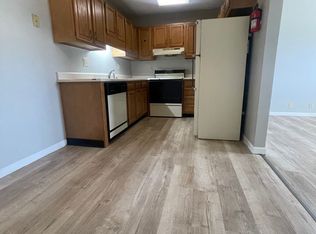 2015 W Godman Ave #2B-1BA-900SQFT, Muncie, IN