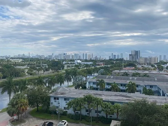 16450 Miami Dr #704 — Photo 11