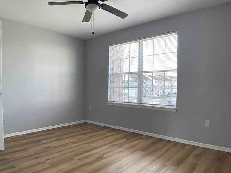 1401 Key Pkwy #1-204 — Photo 37