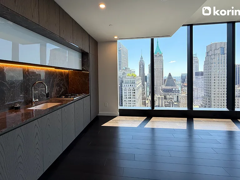 125 Greenwich St #64B — Photo 7