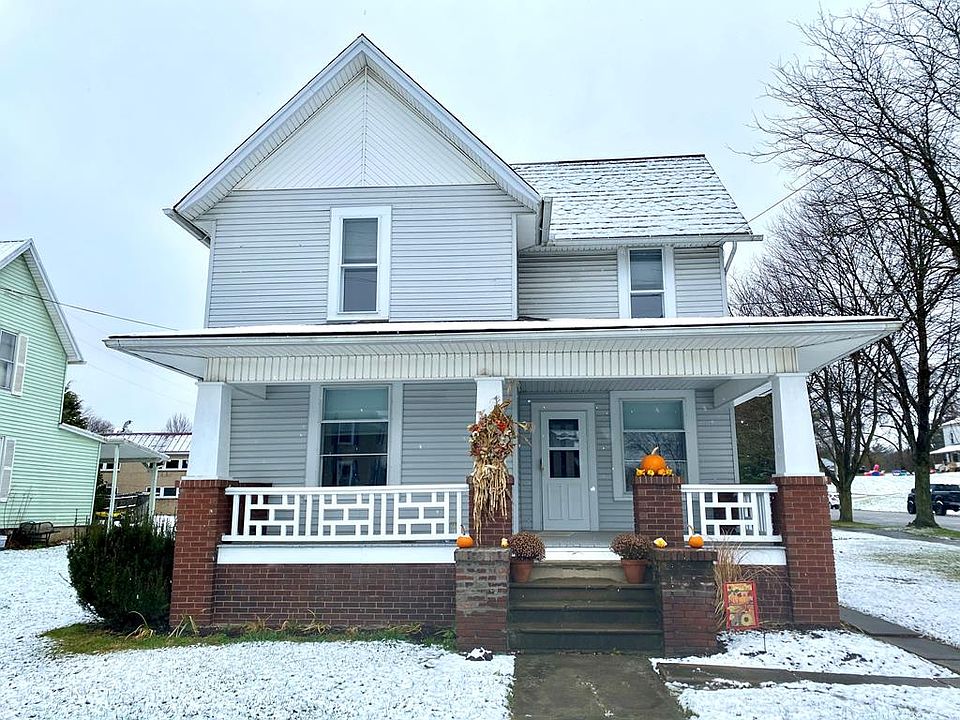 1st image of 104 W Campbell St