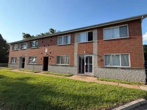 7343-7347 Olive Blvd, Saint Louis, MO 63130