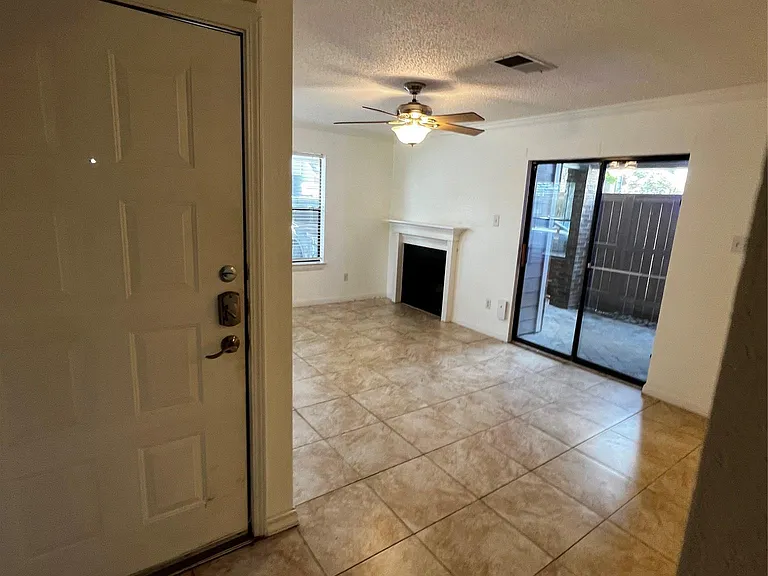 7635 Guadalupe St #1002 — Photo 7