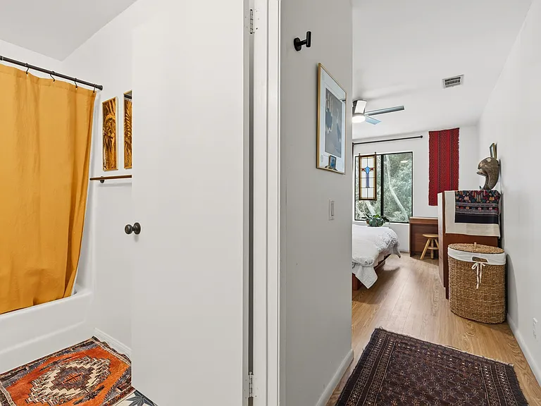 771 Seneca St #54 — Photo 23