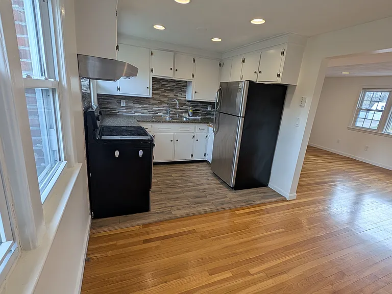 157 Central St #5 — Photo 7