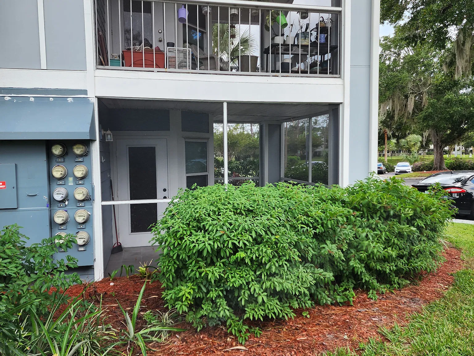 2 bed, 990 sqft, $1,950 — Photo 3