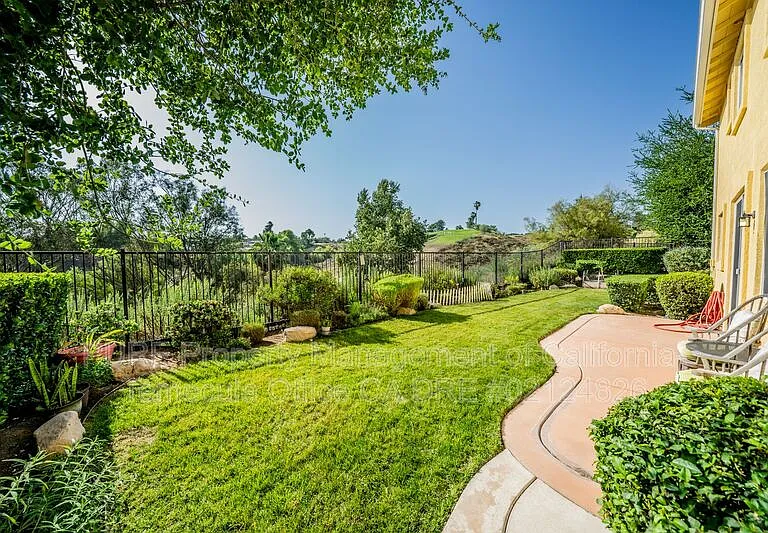 38669 Clearbrook Dr — Photo 46
