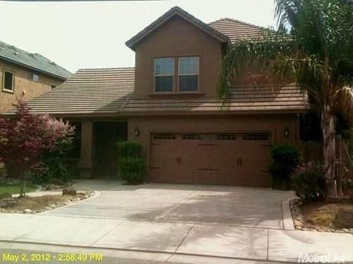 1st image of 810 E Mokelumne St