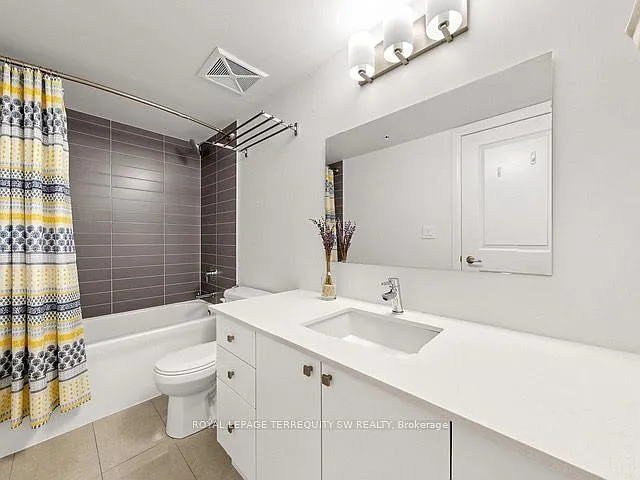 12 Woodstream Blvd #Townhouse 114 — Photo 14