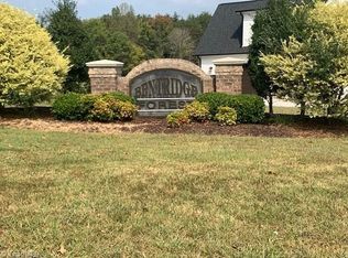 7515 Bentridge Forest Dr, Kernersville, NC 27284