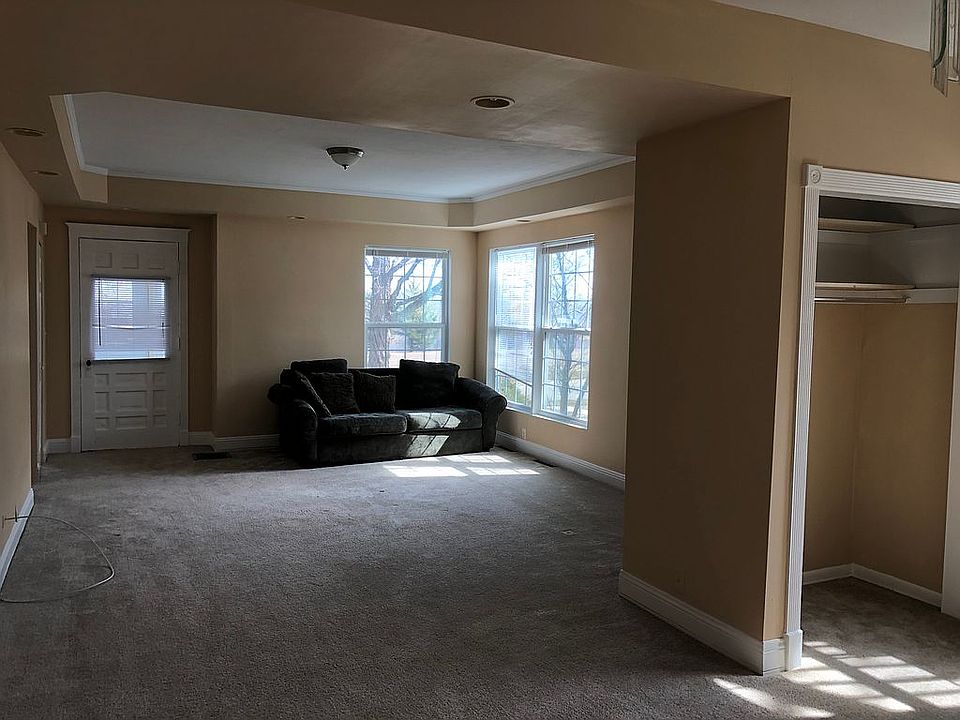 1st image of 2520 Edina Blvd APT 1