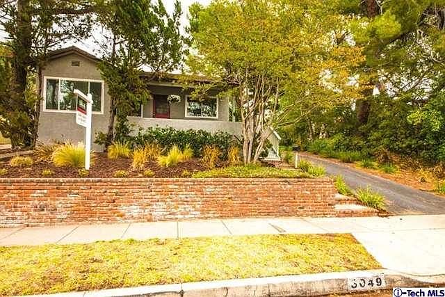 1st image of 3049 Altura Ave