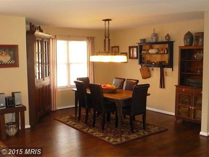 2nd image of 5222 Wyndemere Cir