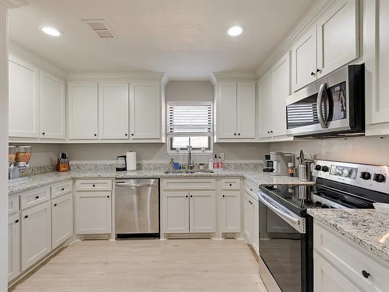 804 Ridgefield Dr — Photo 14