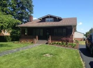 104 Princeton Cir NE, Roanoke, VA 24012