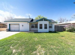 1122 S Abilene Ave, Portales, NM 88130