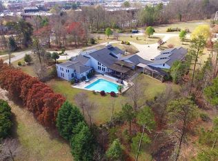 312 Raven Rd, Greenville, SC 29615