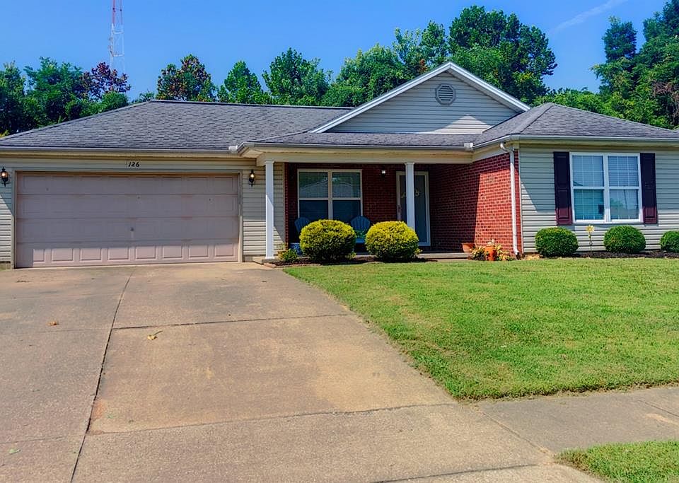 1st image of 126 Goldfinch Dr