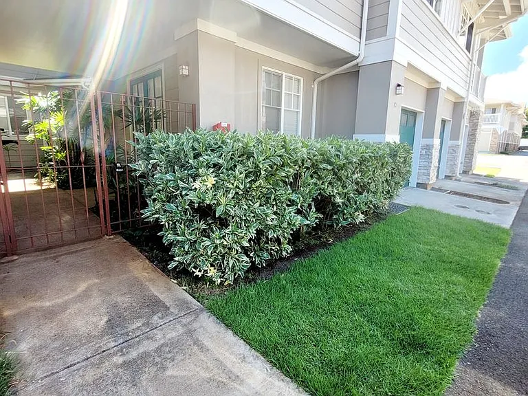 1175 Mokuhano St #G102 — Photo 5