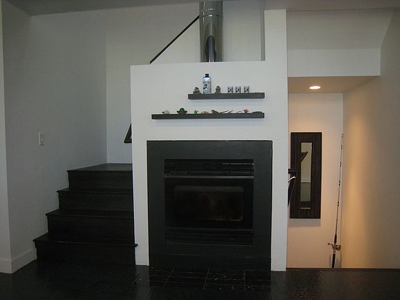 3rd image of 154 S Orleans Rd
