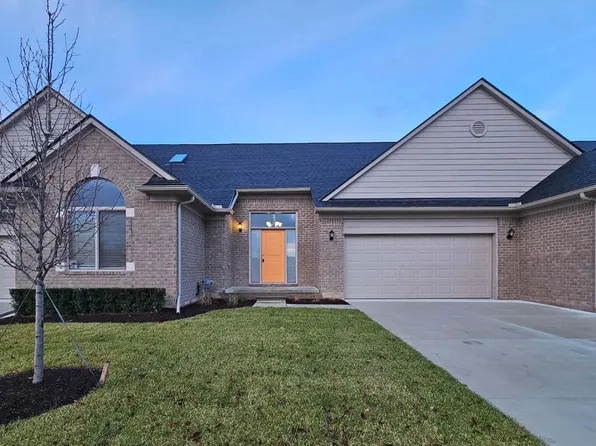 42465 Stanford Way, Clinton Township, MI 48038