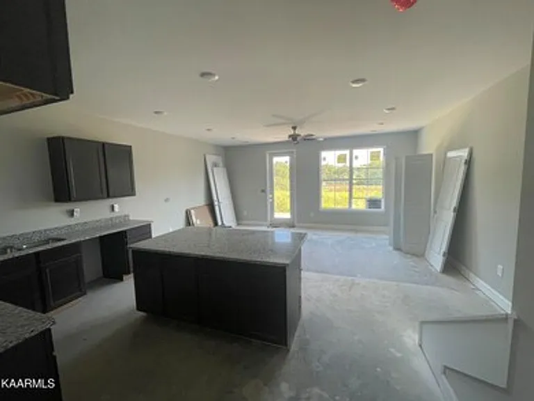 292 Judson Way — Photo 4