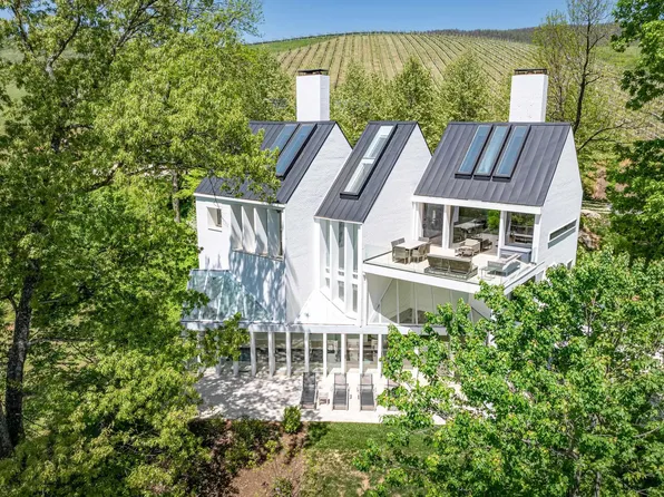 291 Saddleback Farm, Afton, VA 22920