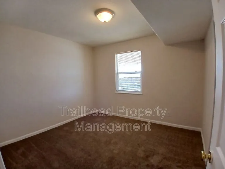 1100 N Noland Rd #D — Photo 13