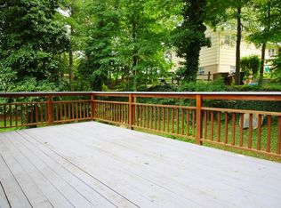 12 Maple St, Cos Cob, CT 06807