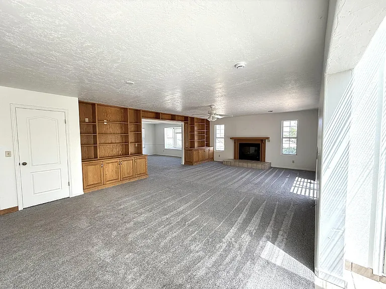 2506 W Grandview Dr — Photo 4
