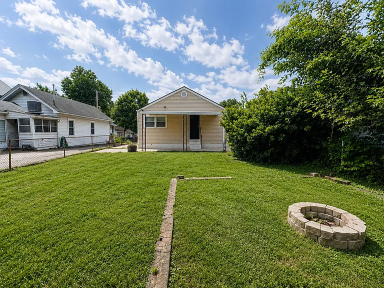 3028 University Rd — Photo 17