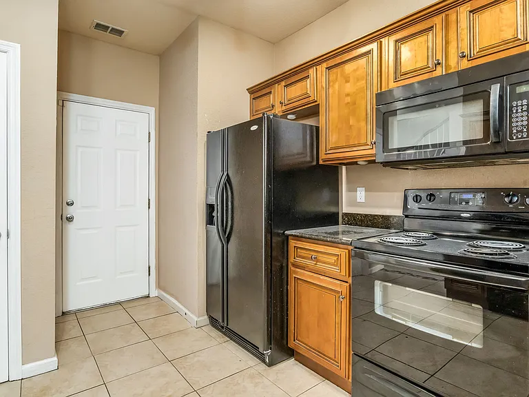 7095 N Blue Angel Pkwy #206 — Photo 22