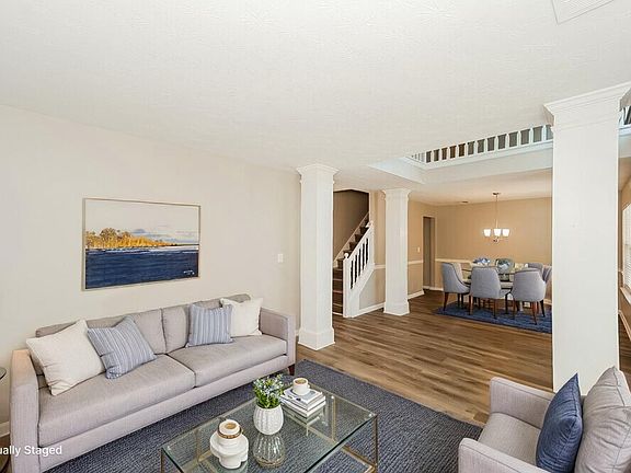 4th image of 4021 Castle Way