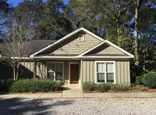 9916 Windmill Rd APT 14, Fairhope, AL 36532
