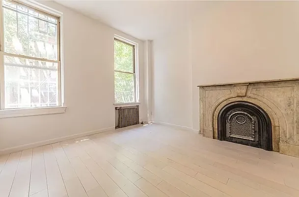 Rented by REAL New York | media 19