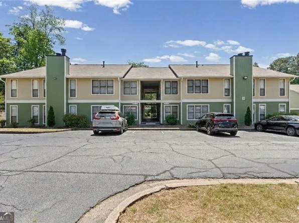 1349 Branch Dr, Tucker, GA 30084