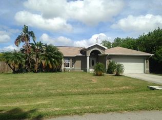 2091 SW Salvatierra Blvd, Port Saint Lucie, FL 34987