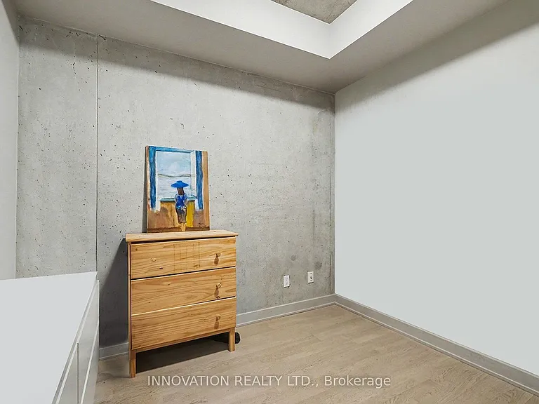203 Catherine St #411 — Photo 9