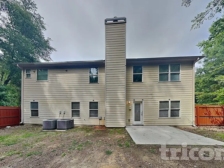 1571 English Manor Cir — Photo 20