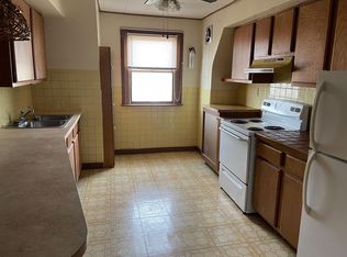 14 President Ave APT B, Morton, PA 19070