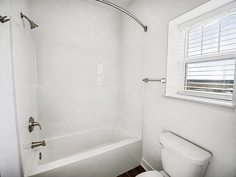 The Grove Apartment Homes — Photo 27