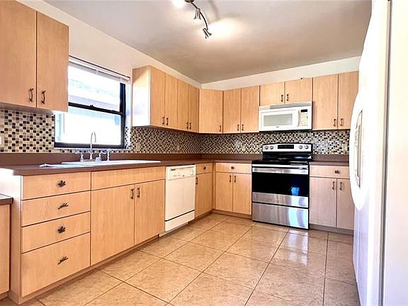 4th image of 2684 Montego Bay Blvd