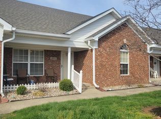 8553 Applegate Village Dr, Louisville, KY 40219