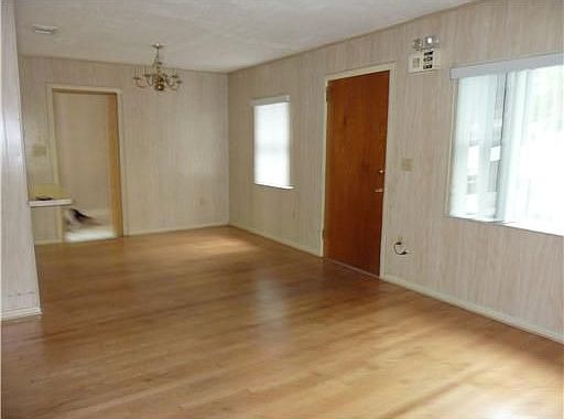 4th image of 1792 Bayshore Blvd