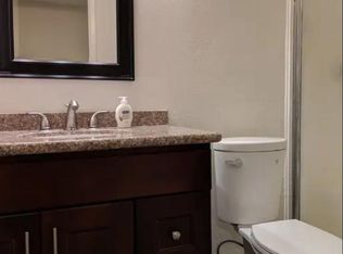 73 Oval Rd, Irvine, CA 92604