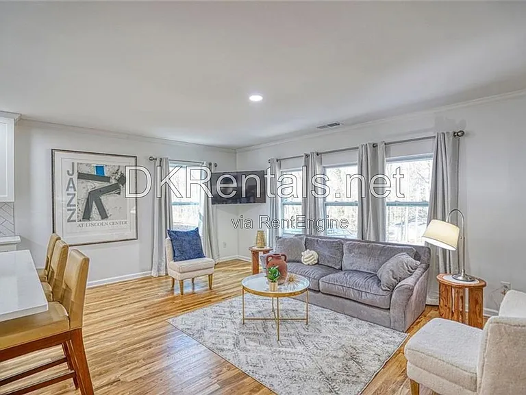 2230 Beecher Cir SW — Photo 4