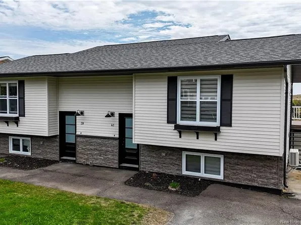 41 Belair St #39, Grand Falls, NB E3Y 1A8