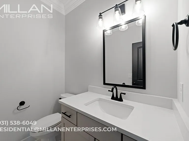 1065 Veridian Dr — Photo 6
