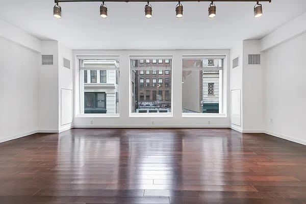 Sold by Level Group | media 2