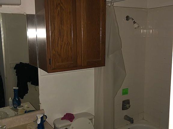 5th image of 6824 Oldham Dr